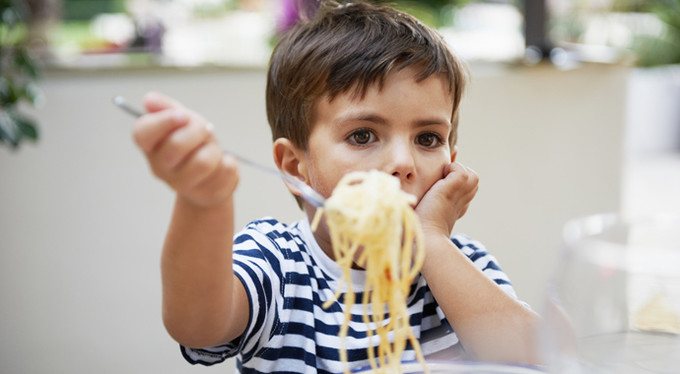 «Мама, я это не ем!»: пищевая неофобия у детей