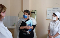 Молодым дагестанским медикам оказывается помощь