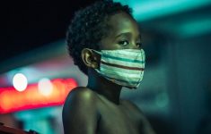 В охваченной Омикроном ЮАР спад заболеваемости