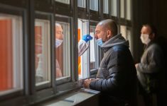 В 70% случаев Омикрон находят случайно