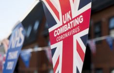 Британия может стать первой страной, покончившей с пандемией