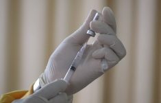 Защита после вакцины от Pfizer исчезает за 27 дней