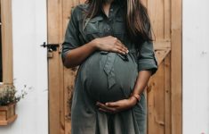 Стресс во время беременности может передаваться детям