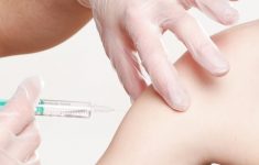 Вакцинация от ВПЧ избавляет женщину от частых мазков