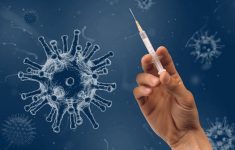 Как прививки от ковида помогут победить рак