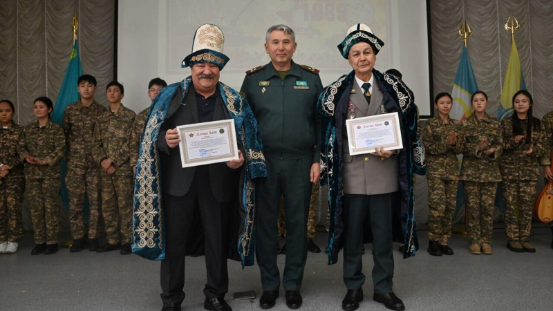 В столице Казахстана почтили память воинов-афганцев
