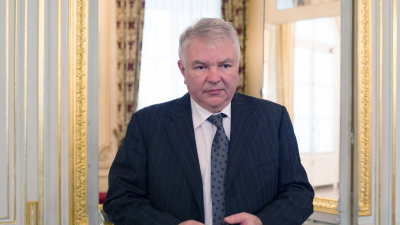 Россия не согласится на заморозку конфликта на Украине, заявил посол