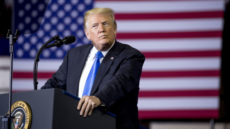 Трамп хочет превратить США в курорт для белых, пишут СМИ
